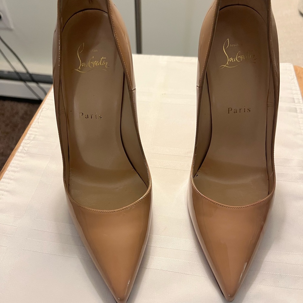 Christian Louboutin Beige Heels